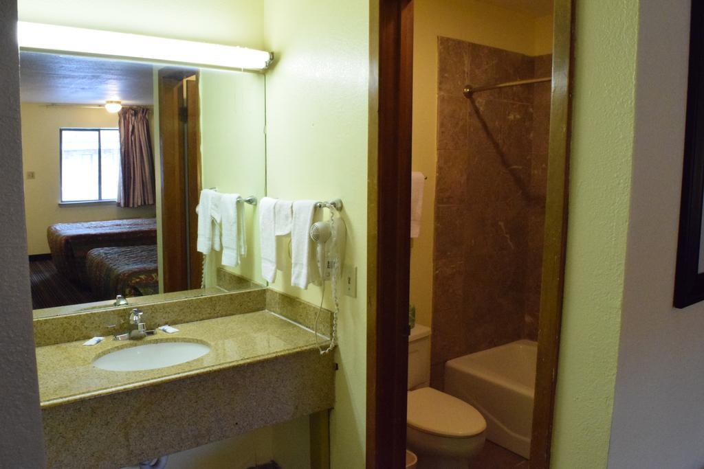Executive Inn Odessa Quarto foto